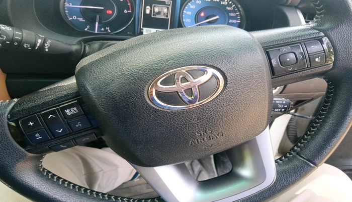 2023 Toyota Fortuner 4X4 MT 2.8 DIESEL, Diesel, Manual, 52,303 km, interior