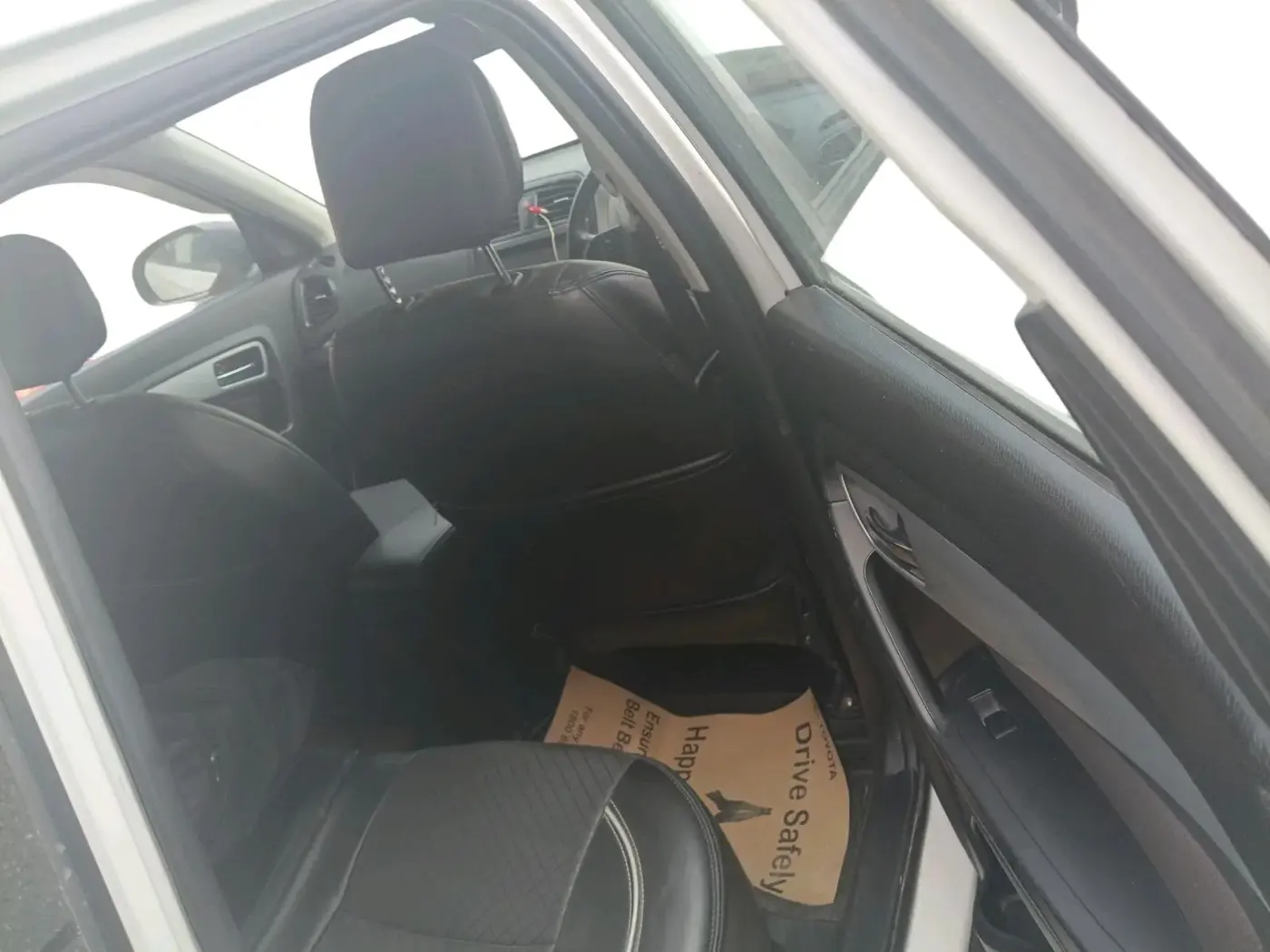 2022 Toyota URBAN CRUISER PREMIUM GRADE AT, Petrol, Automatic, 18,964 km, interior