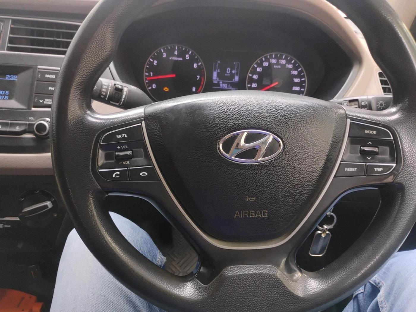 2018 Hyundai Elite i20 SPORTZ 1.2, CNG, Manual, 86,398 km, interior