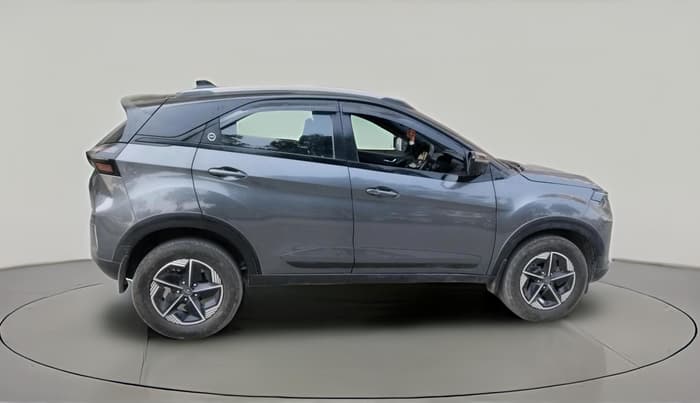 2023 Tata NEXON FEARLESS + SUNROOF DCA DUAL TONE 1.2 PETROL, Petrol, Automatic, 30,443 km, exterior