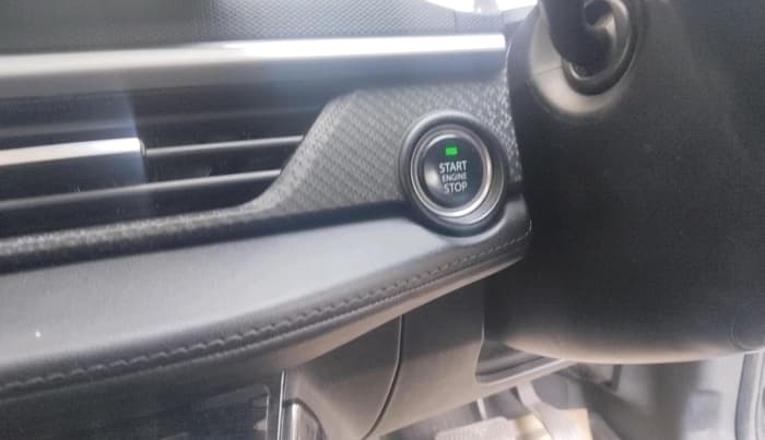 2023 Tata NEXON FEARLESS + SUNROOF DCA DUAL TONE 1.2 PETROL, Petrol, Automatic, 30,443 km, interior