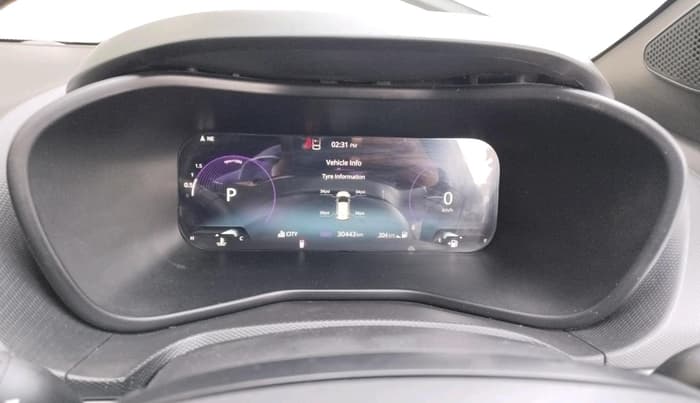 2023 Tata NEXON FEARLESS + SUNROOF DCA DUAL TONE 1.2 PETROL, Petrol, Automatic, 30,443 km, interior