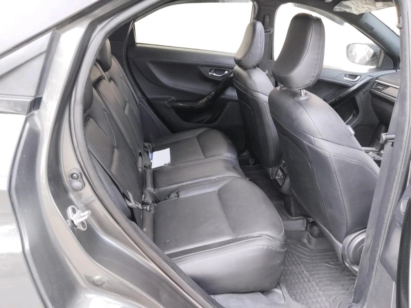 2023 Tata NEXON FEARLESS + SUNROOF DCA DUAL TONE 1.2 PETROL, Petrol, Automatic, 30,443 km, interior