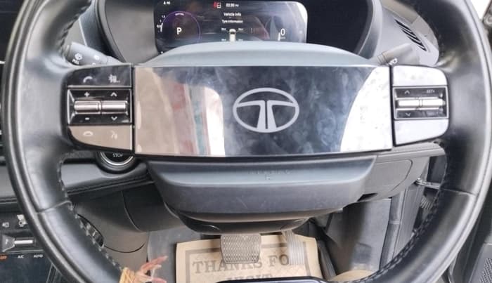 2023 Tata NEXON FEARLESS + SUNROOF DCA DUAL TONE 1.2 PETROL, Petrol, Automatic, 30,443 km, interior