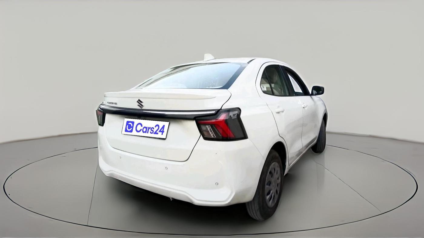 2025 Maruti Dzire VXi CNG, CNG, Manual, 20,045 km, exterior