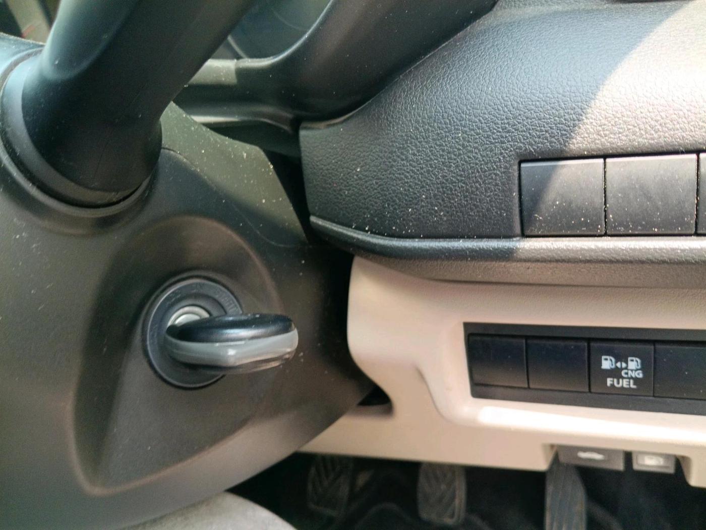 2025 Maruti Dzire VXi CNG, CNG, Manual, 20,045 km, interior