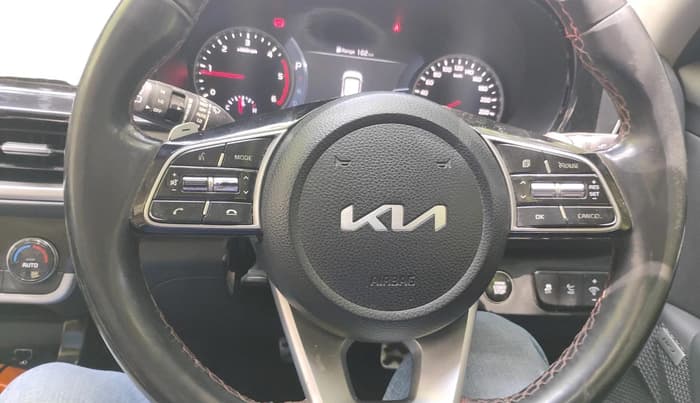 2022 KIA SELTOS GTX PLUS AT 1.5 DIESEL, Diesel, Automatic, 1,95,419 km, interior