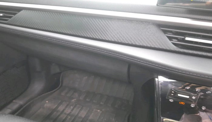 2024 Tata NEXON EV Empowered Long Range Dark Edition, Electric, Automatic, 40,470 km, interior