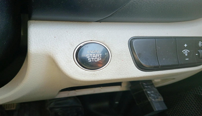 2020 KIA SELTOS HTK PLUS AT 1.5 DIESEL, Diesel, Automatic, 90,000 km, interior