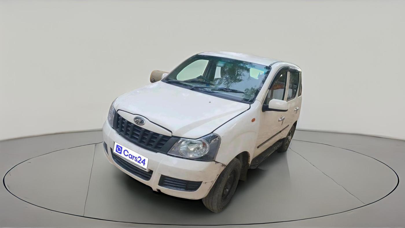 2012 Mahindra Quanto C2, Diesel, Manual, 35,277 km, exterior