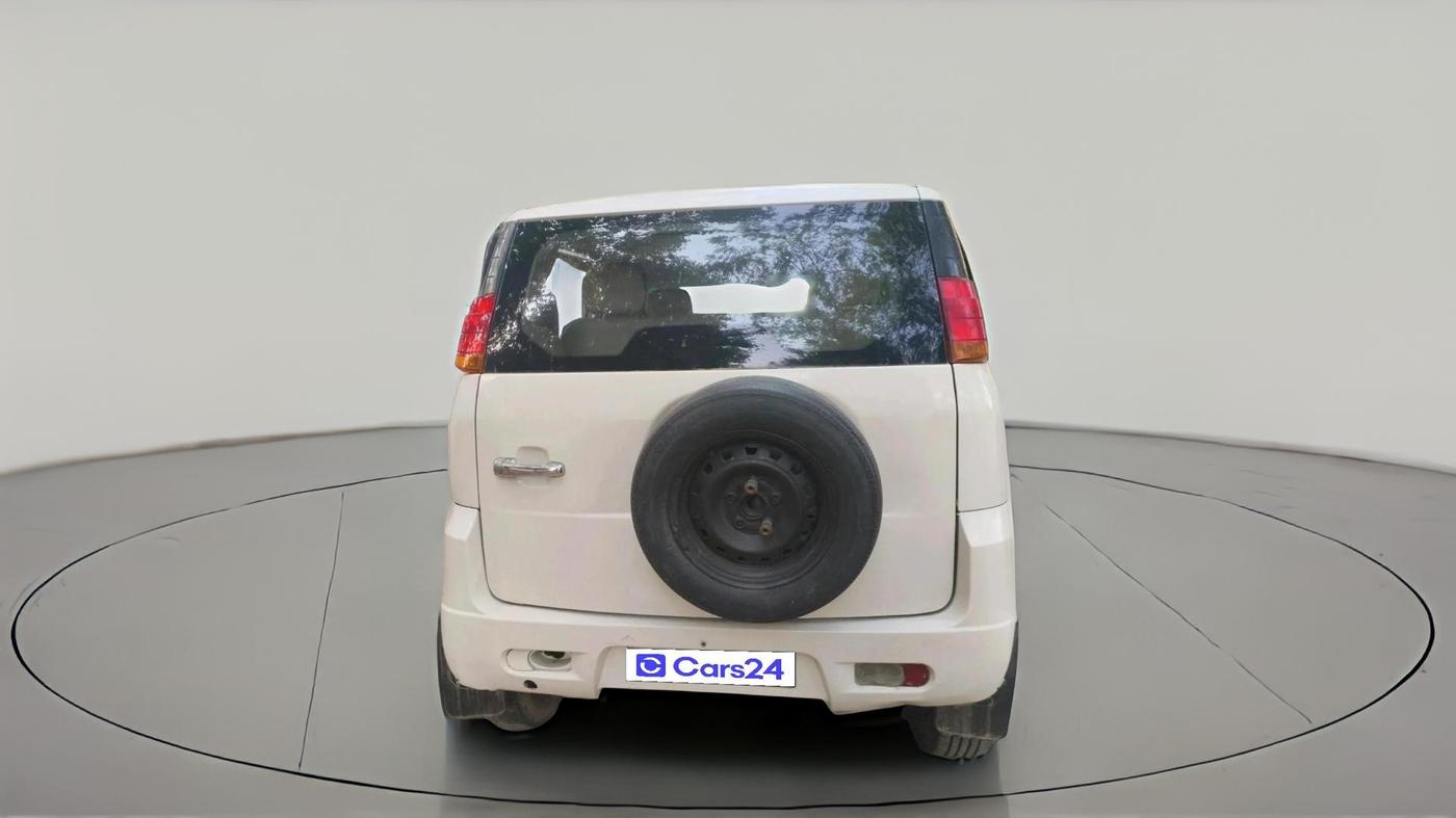 2012 Mahindra Quanto C2, Diesel, Manual, 35,277 km, exterior