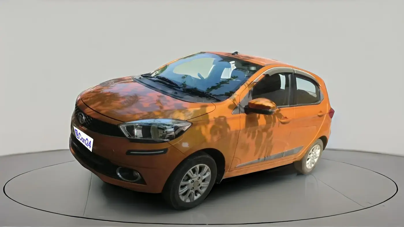 2017 Tata Tiago XZ PETROL, Petrol, Manual, 27,292 km, exterior