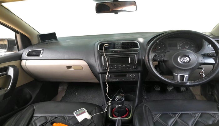 2013 Volkswagen Polo HIGHLINE1.2L, Petrol, Manual, 80,390 km, interior