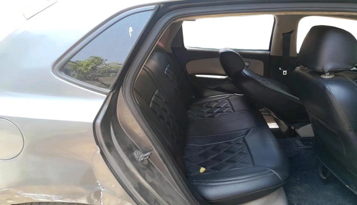 2013 Volkswagen Polo HIGHLINE1.2L, Petrol, Manual, 80,390 km, interior