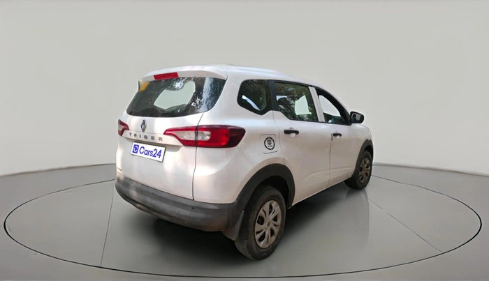 2021 Renault TRIBER RXE MT, Petrol, Manual, 39,622 km, exterior