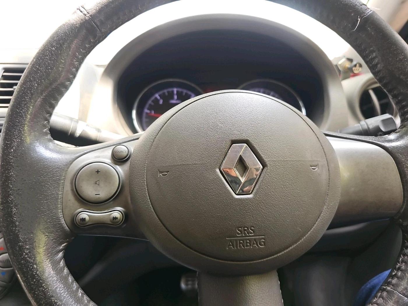 2012 Renault Scala RXZ DIESEL, Diesel, Manual, 1,11,163 km, interior