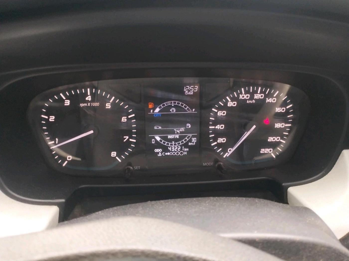 2023 Tata PUNCH PURE MT, Petrol, Manual, 43,221 km, interior