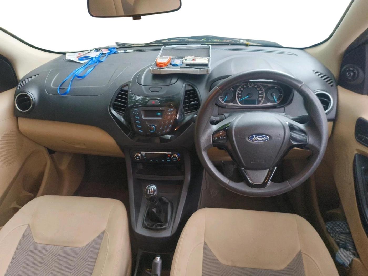 2018 Ford Figo Aspire TITANIUM 1.2 PETROL, Petrol, Manual, 33,676 km, interior