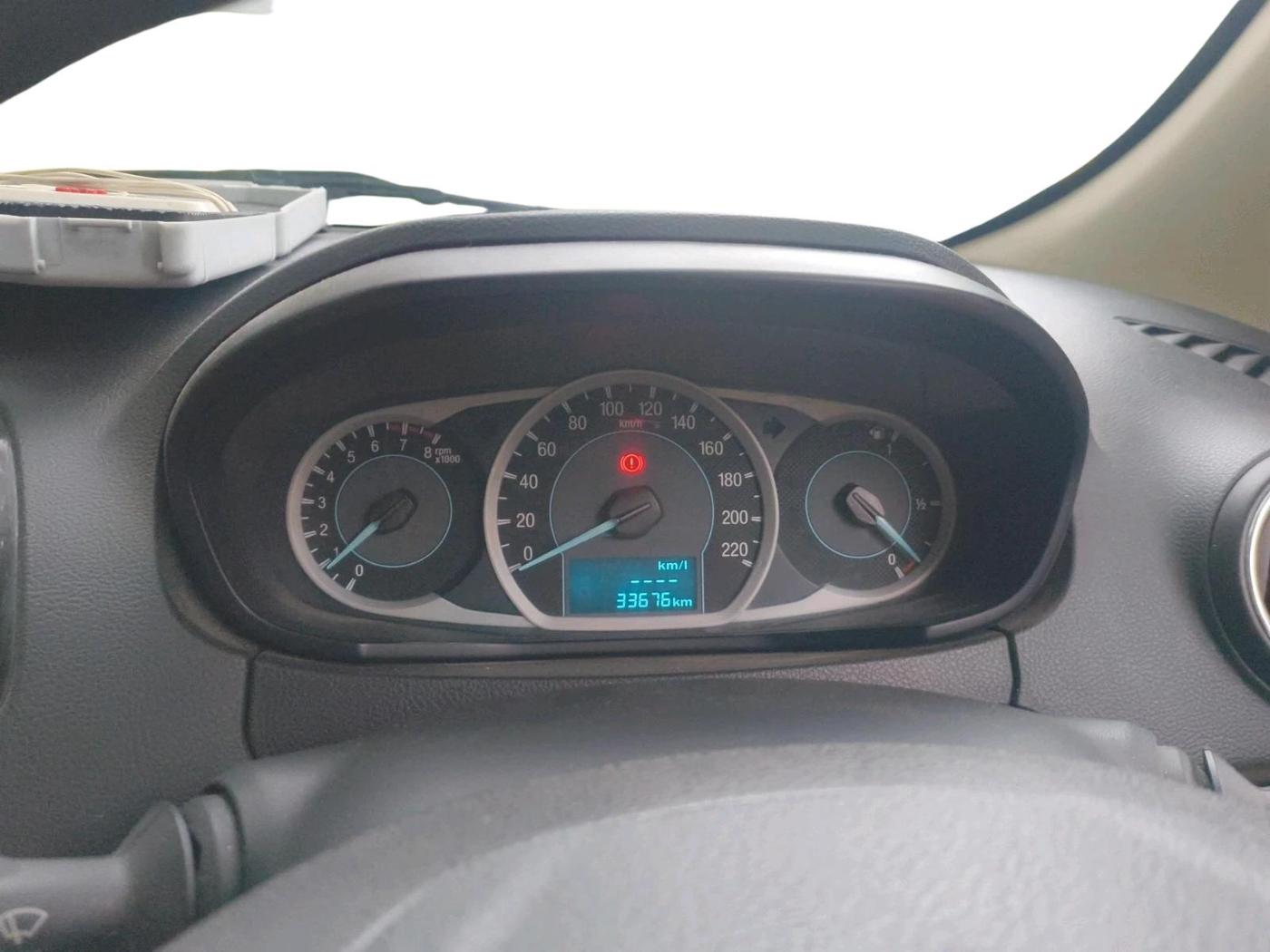 2018 Ford Figo Aspire TITANIUM 1.2 PETROL, Petrol, Manual, 33,676 km, interior
