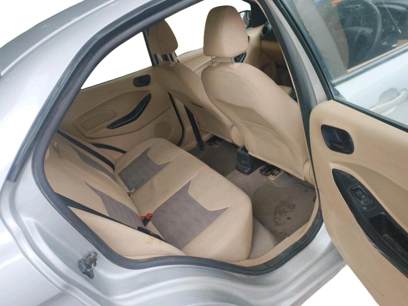 2018 Ford Figo Aspire TITANIUM 1.2 PETROL, Petrol, Manual, 33,676 km, interior