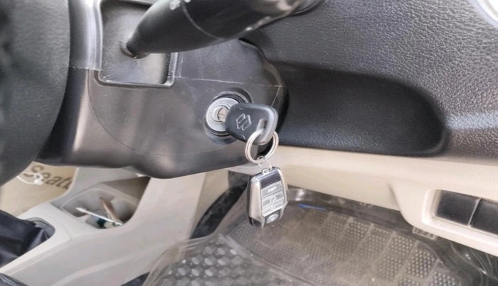 2022 Maruti Alto LXI O, Petrol, Manual, 1,00,040 km, interior