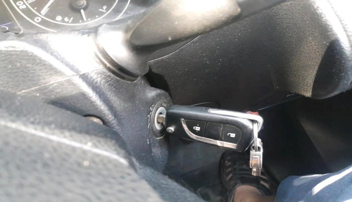 2018 Toyota Innova Crysta 2.4 G 8 STR, Diesel, Manual, 3,56,157 km, interior