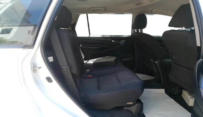 2018 Toyota Innova Crysta 2.4 G 8 STR, Diesel, Manual, 3,56,157 km, interior