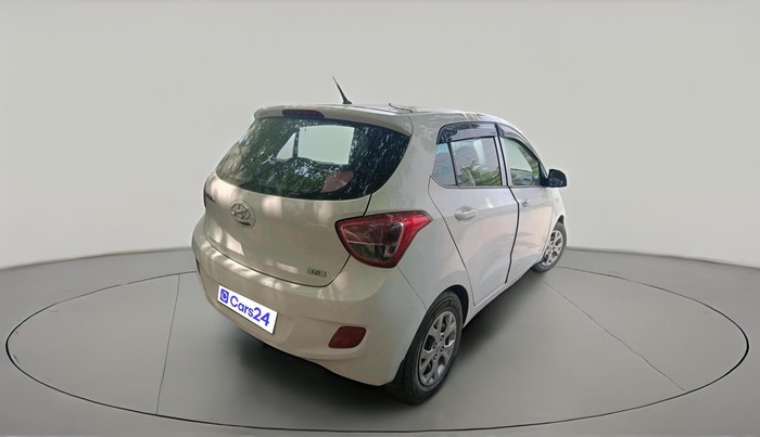 2016 Hyundai Grand i10 MAGNA 1.2 KAPPA VTVT, Petrol, Manual, 1,05,670 km, exterior