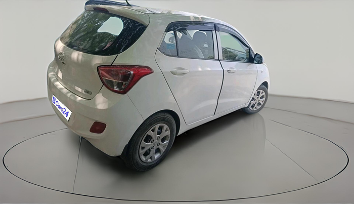 2016 Hyundai Grand i10 MAGNA 1.2 KAPPA VTVT, Petrol, Manual, 1,05,670 km, exterior