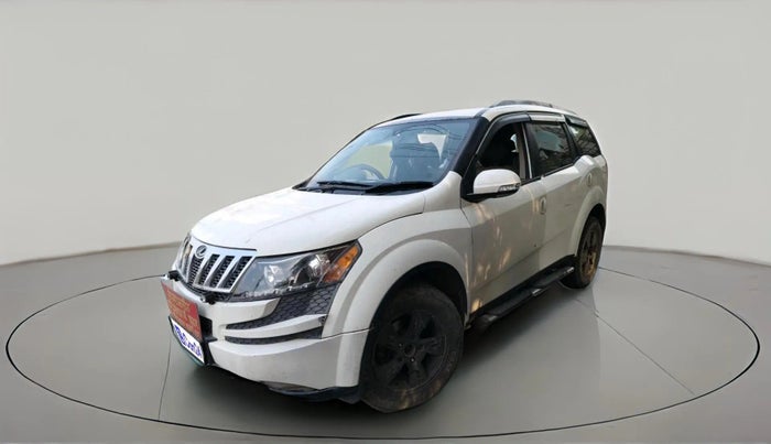 2014 Mahindra XUV500 W8, Diesel, Manual, 1,95,700 km, exterior
