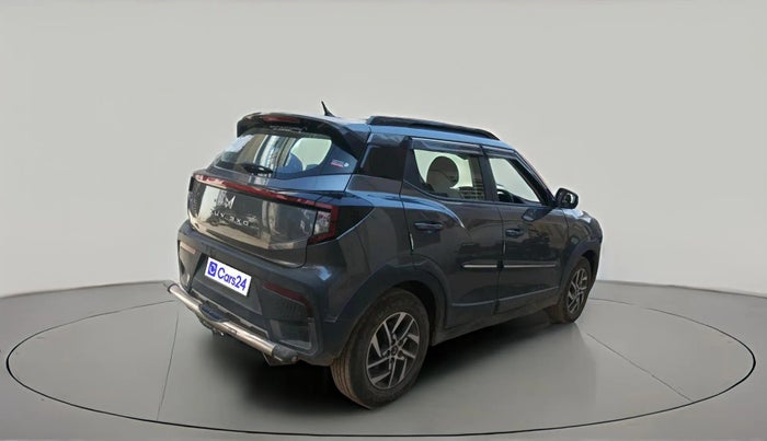 2024 Mahindra XUV 3XO AX5 1.5 Turbo Diesel, Diesel, Manual, 16,445 km, exterior