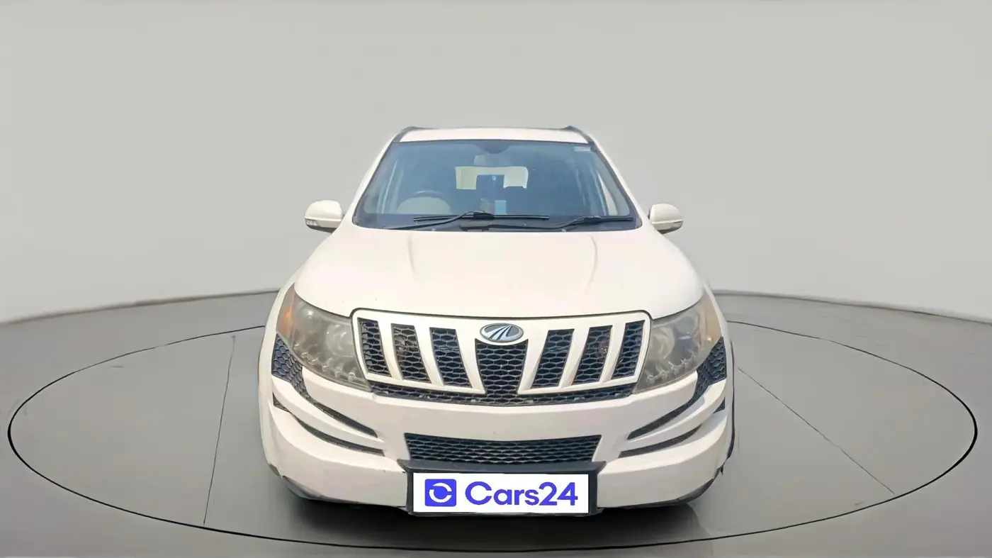 2014 Mahindra XUV500 W8, Diesel, Manual, 1,10,490 km, exterior