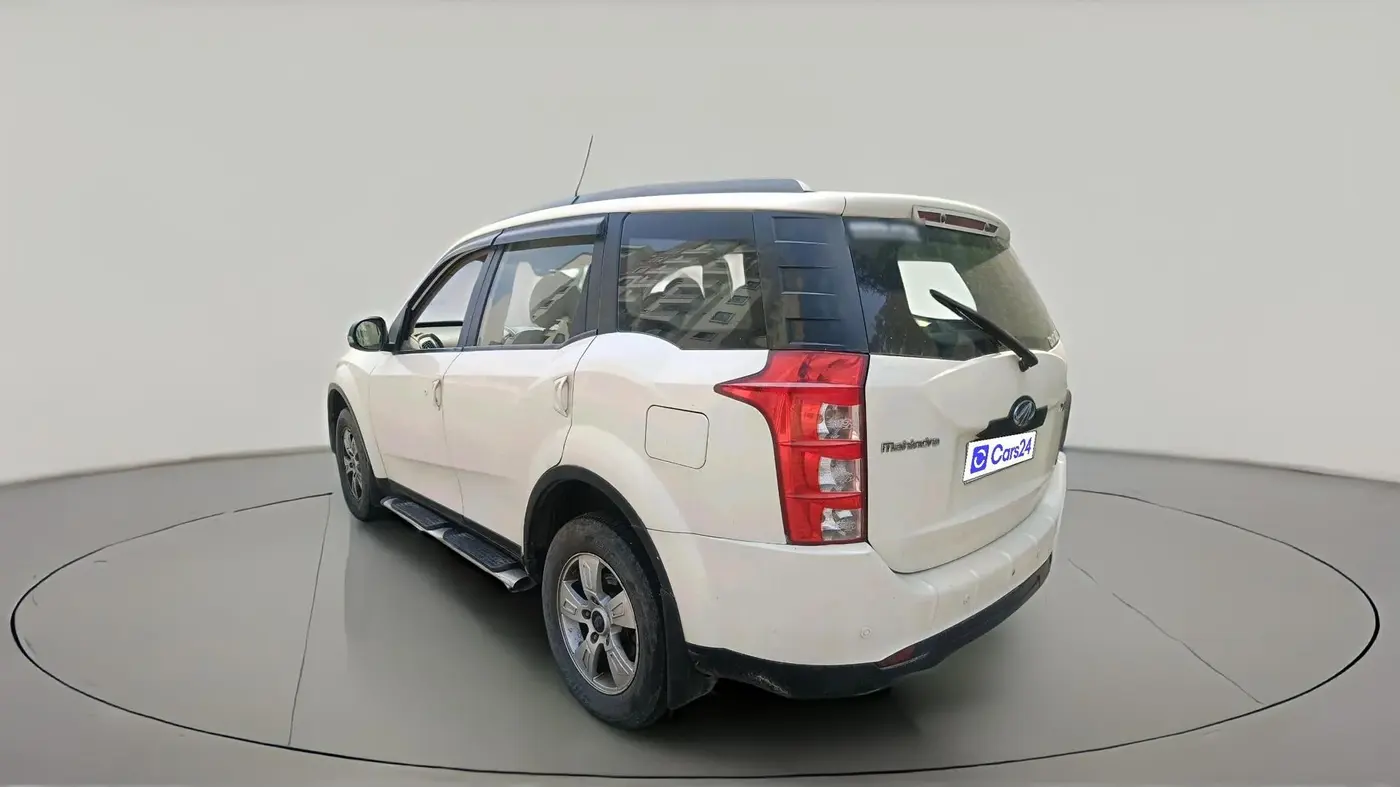2014 Mahindra XUV500 W8, Diesel, Manual, 1,10,490 km, exterior