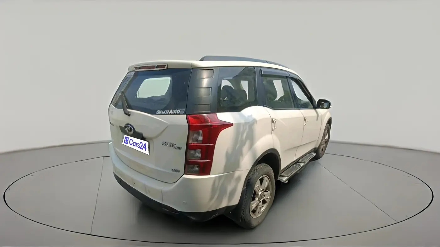 2014 Mahindra XUV500 W8, Diesel, Manual, 1,10,490 km, exterior