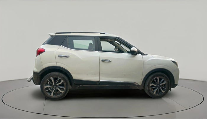 2019 Mahindra XUV300 W8 (O) 1.5 DIESEL, Diesel, Manual, 90,232 km, exterior