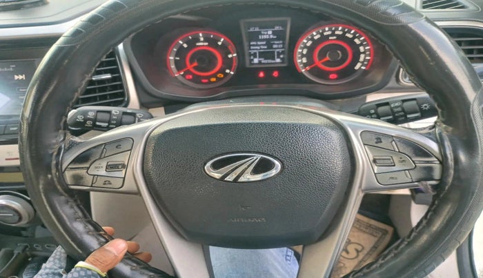 2019 Mahindra XUV300 W8 (O) 1.5 DIESEL, Diesel, Manual, 90,232 km, interior