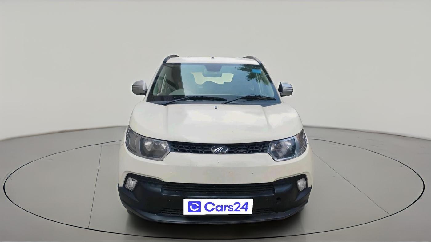 2017 Mahindra Kuv100 K8 6 STR, Petrol, Manual, 66,321 km, exterior