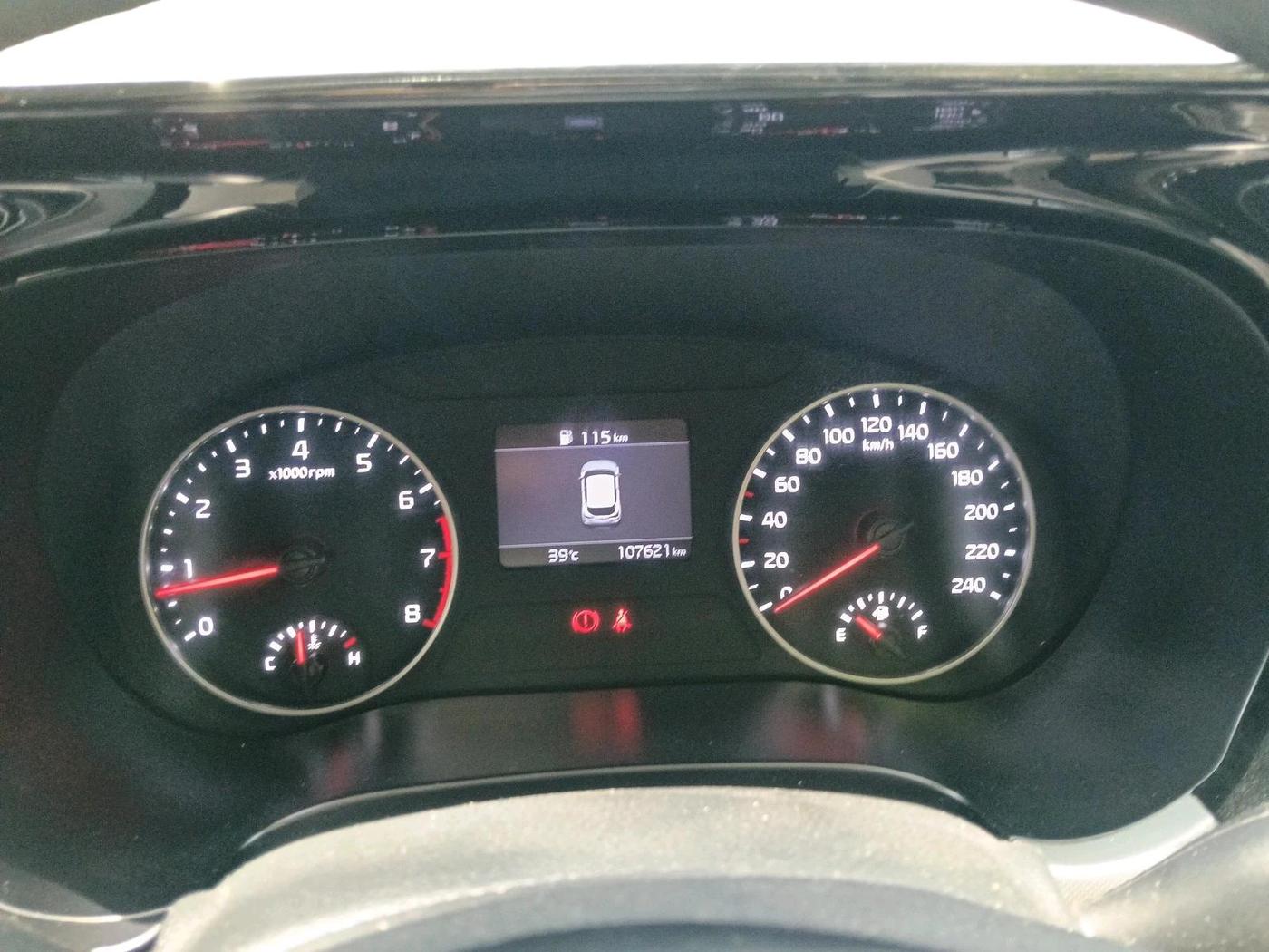 2021 KIA SELTOS HTK 1.5 PETROL, Petrol, Manual, 1,07,621 km, interior