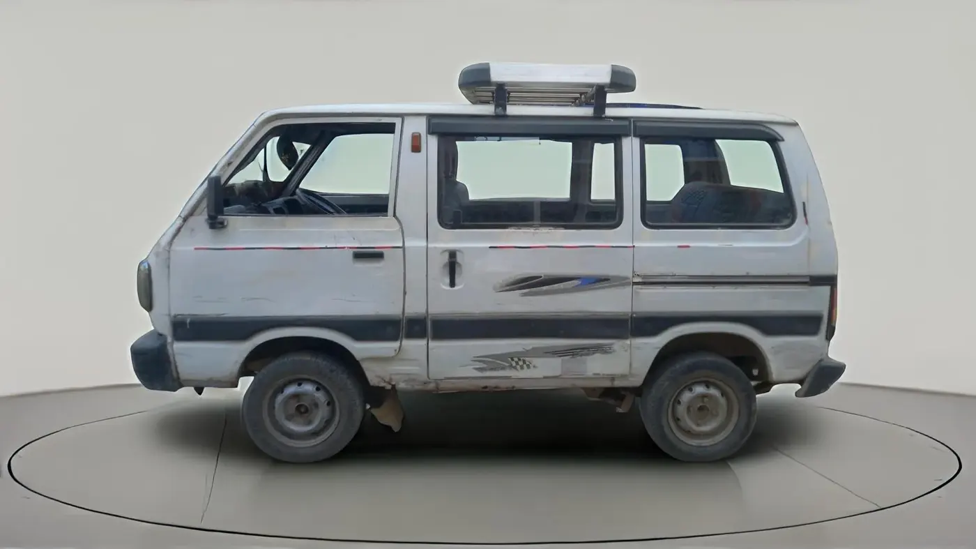 2013 Maruti OMNI E 8 STR, CNG, Manual, 1,63,353 km, exterior