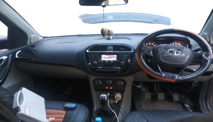 2017 Tata Tiago XZ PETROL, Petrol, Manual, 83,063 km, interior