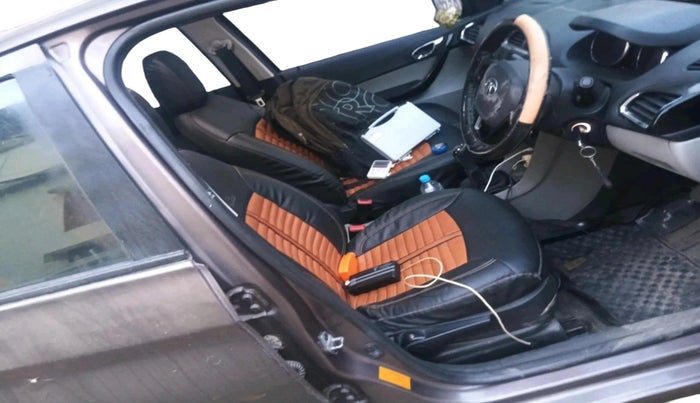 2017 Tata Tiago XZ PETROL, Petrol, Manual, 83,063 km, interior