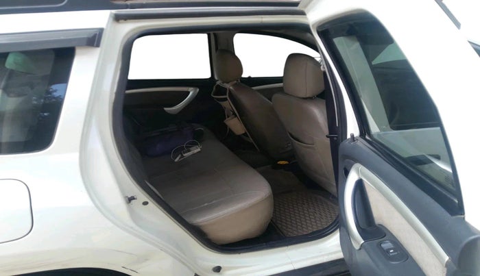 2012 Renault Duster 85 PS RXL DIESEL, Diesel, Manual, 1,80,256 km, interior