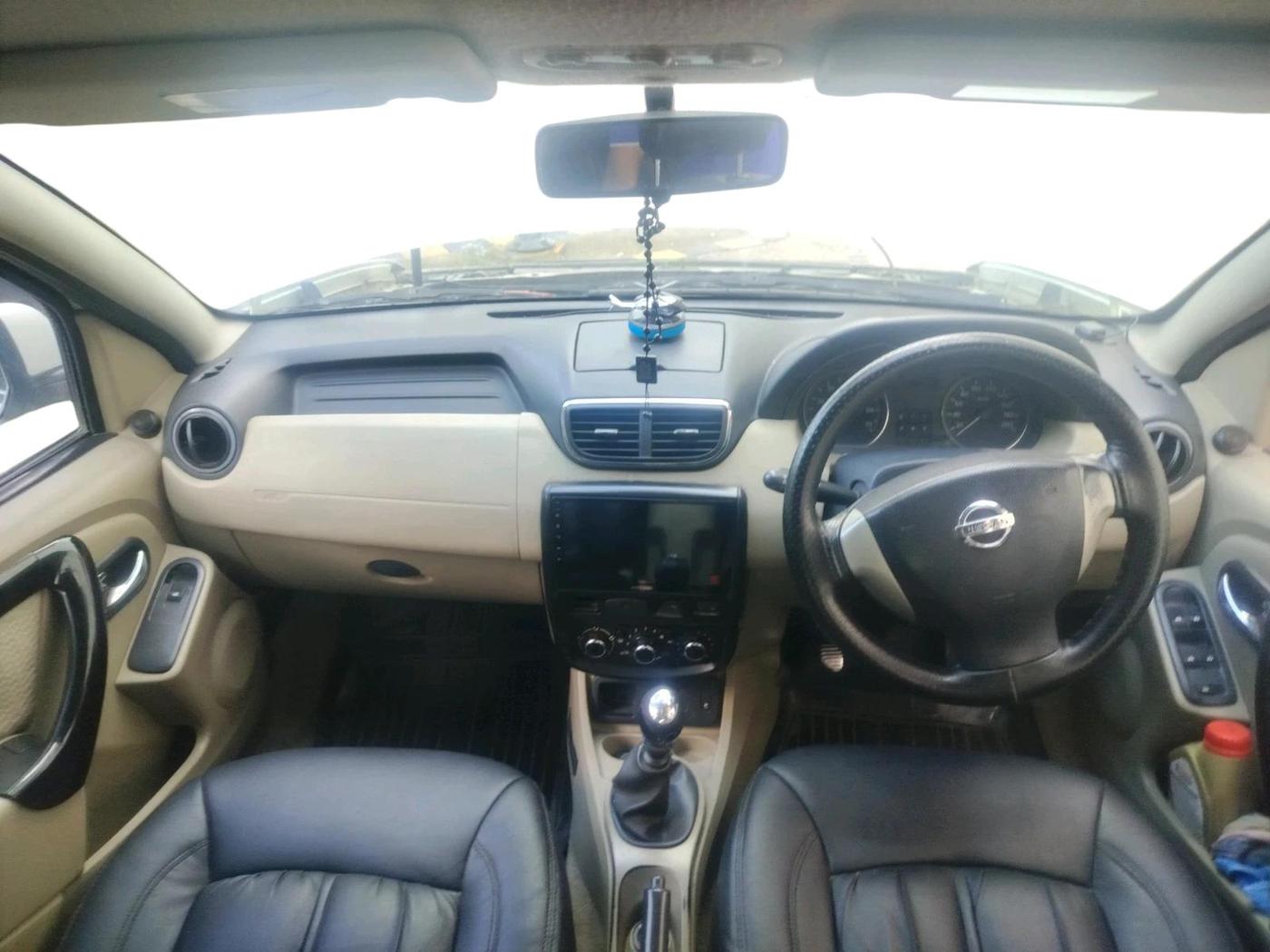2014 Nissan Terrano XV D THP 110 PS, Diesel, Manual, 88,487 km, interior