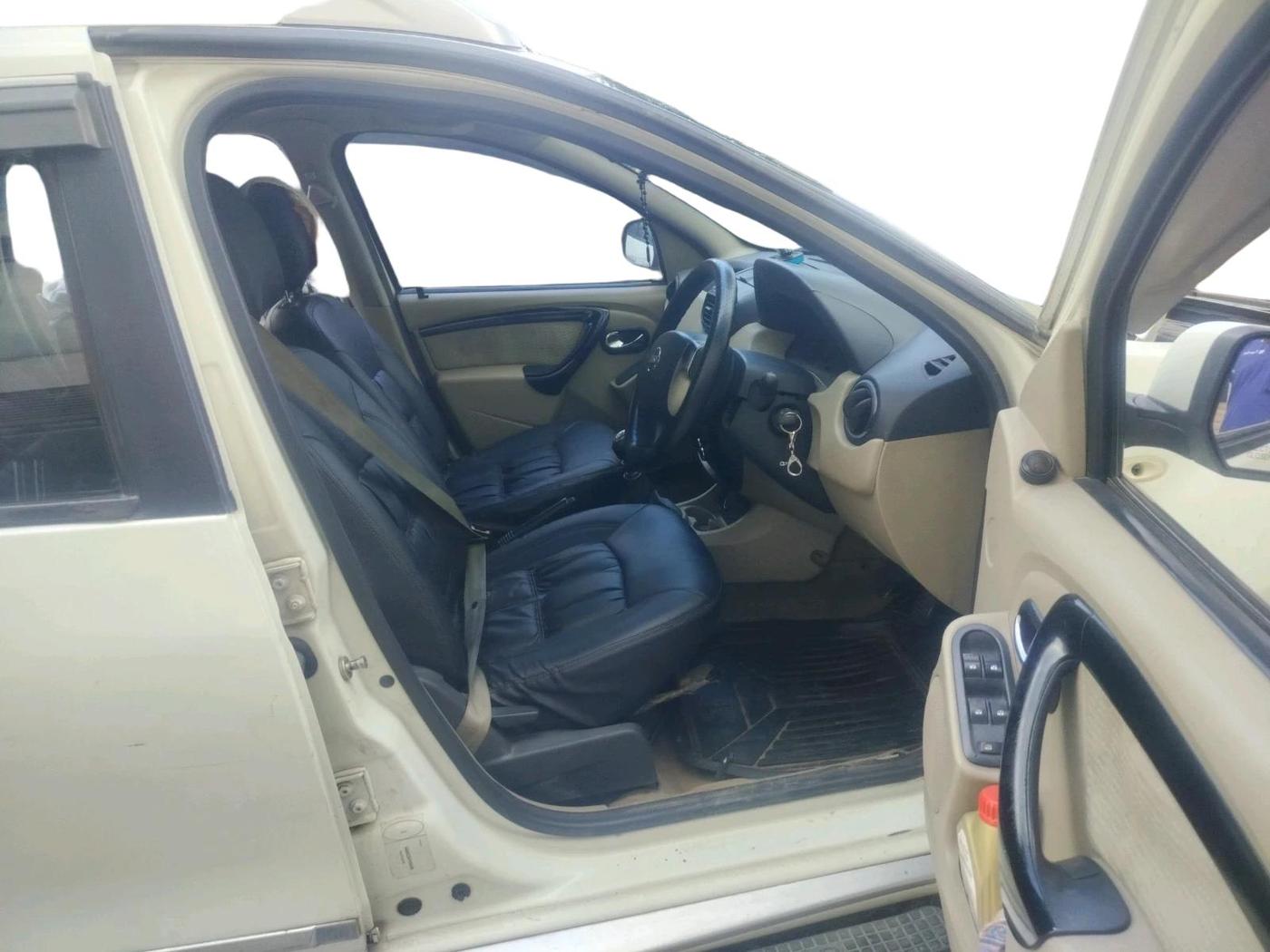 2014 Nissan Terrano XV D THP 110 PS, Diesel, Manual, 88,487 km, interior