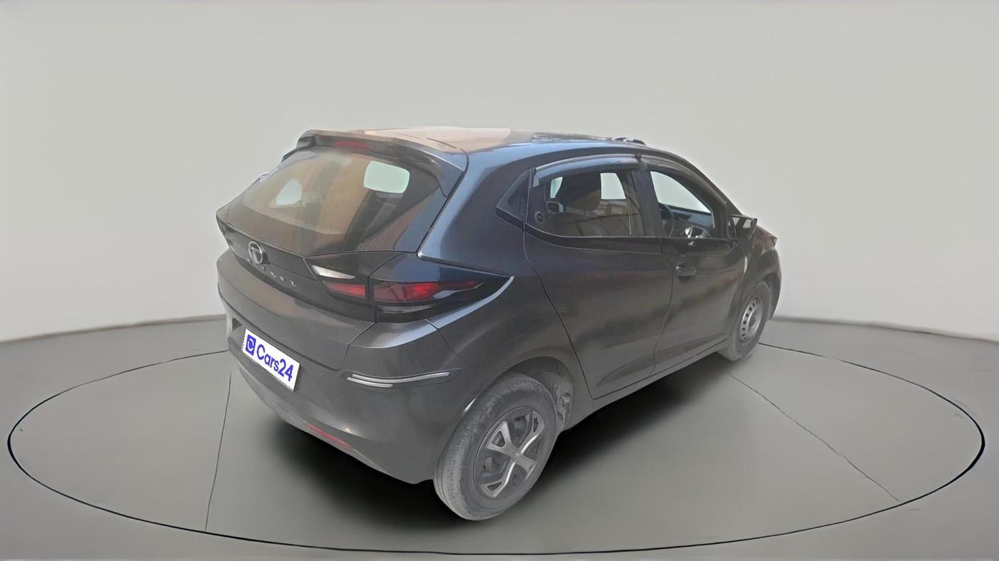 2023 Tata ALTROZ XE PLUS DIESEL, Diesel, Manual, 63,722 km, exterior