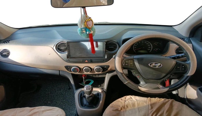 2016 Hyundai Grand i10 SPORTZ 1.2 KAPPA VTVT, Petrol, Manual, 71,837 km, interior