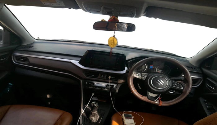 2023 Maruti BREZZA ZXI, Petrol, Manual, 52,799 km, interior