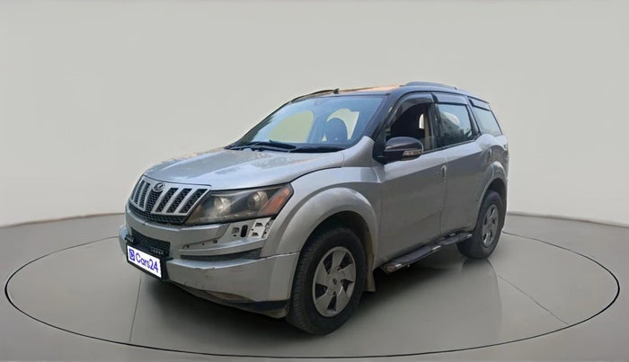 2015 Mahindra XUV500 W6, Diesel, Manual, 1,60,465 km, exterior