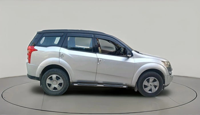 2015 Mahindra XUV500 W6, Diesel, Manual, 1,60,465 km, exterior