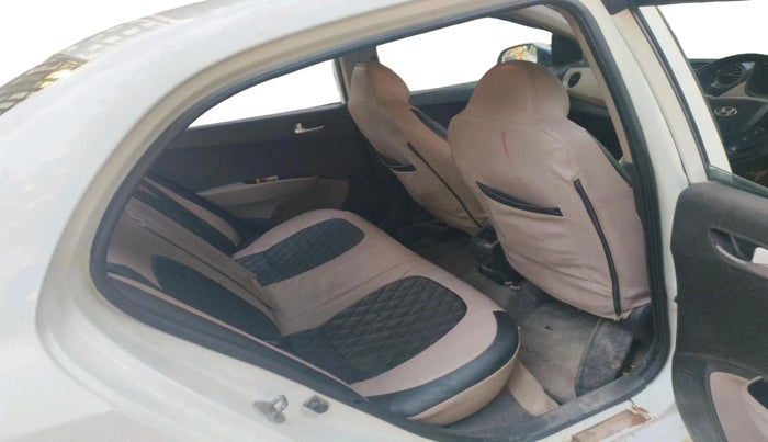 2016 Hyundai Xcent S 1.1 CRDI, Diesel, Manual, 1,00,211 km, interior